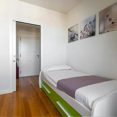 Apartment Seaside Escape In Gros Full Apt Free Park *