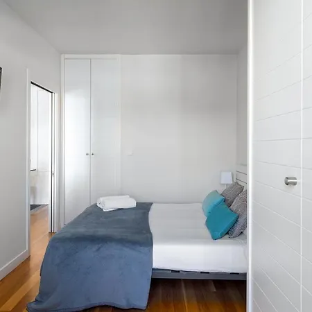 Seaside Escape In Gros Full Apt Free Park San Sebastián